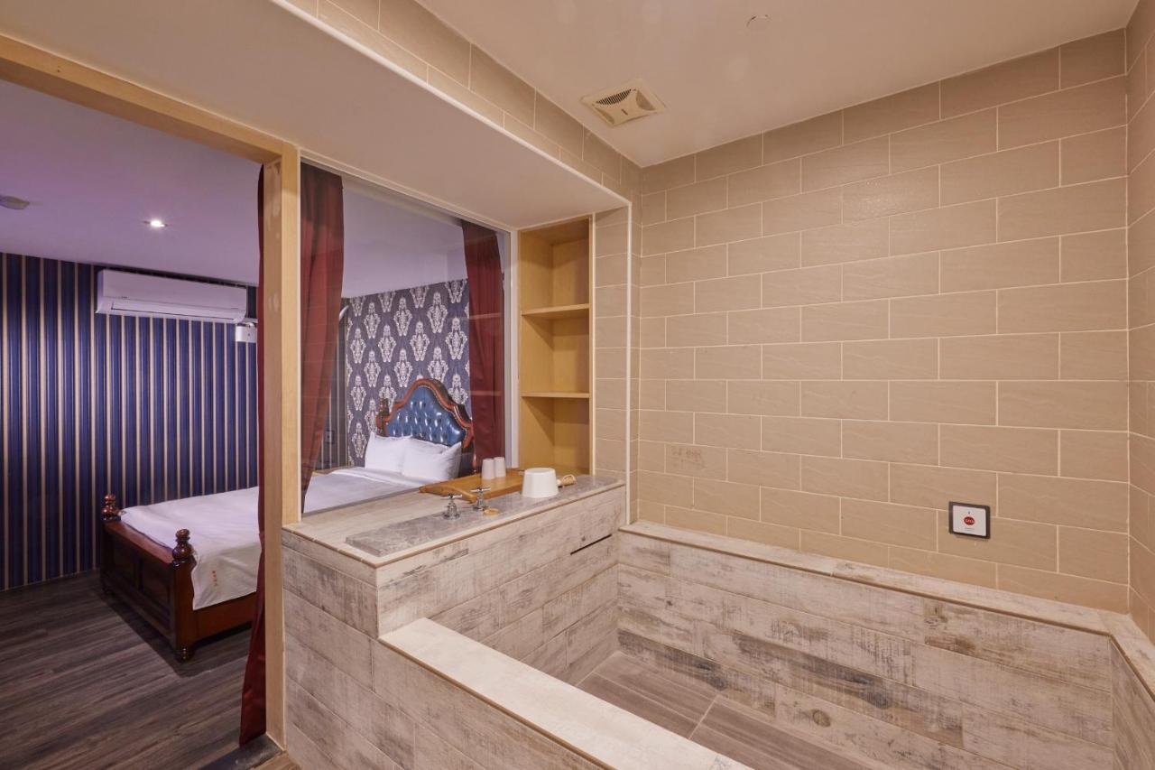 Kyokusui Hotspring Hotel ไทเป ภายนอก รูปภาพ