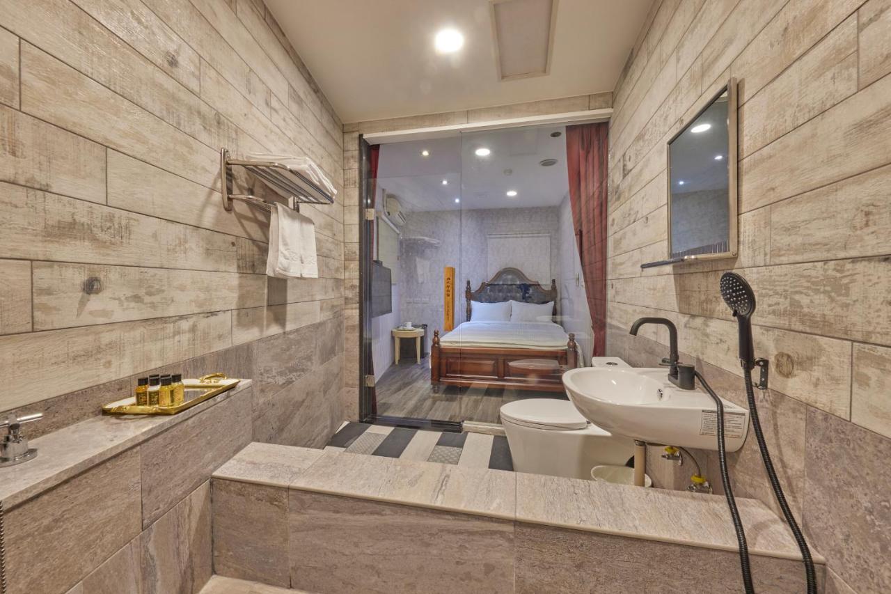 Kyokusui Hotspring Hotel ไทเป ภายนอก รูปภาพ