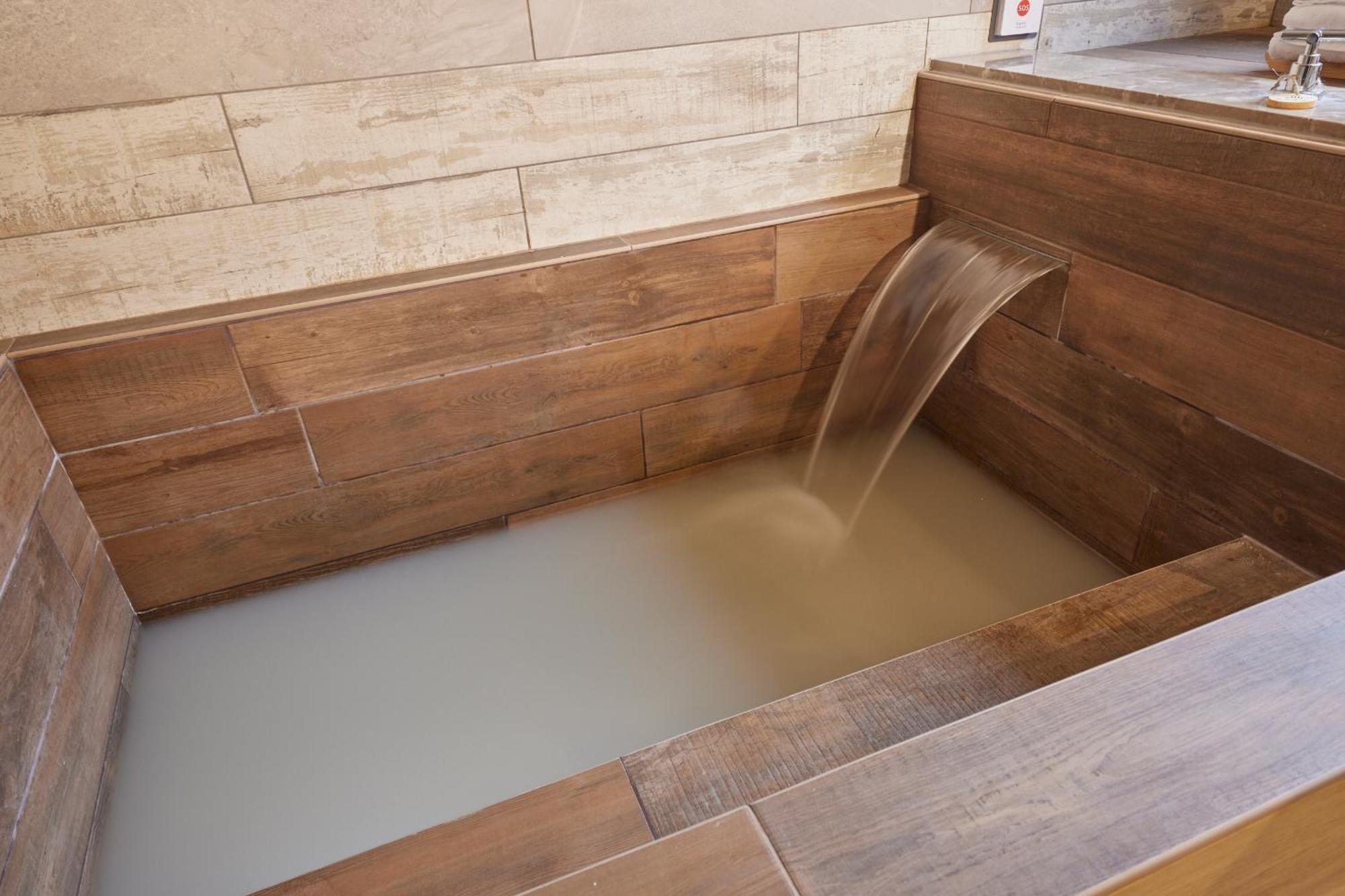 Kyokusui Hotspring Hotel ไทเป ภายนอก รูปภาพ